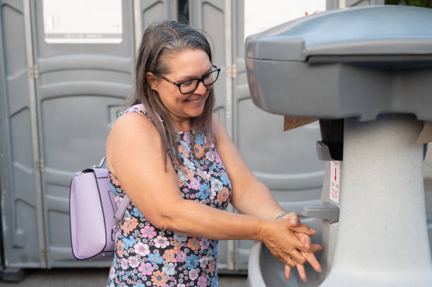 Best Portable restroom trailer rental  in Algood, TN
